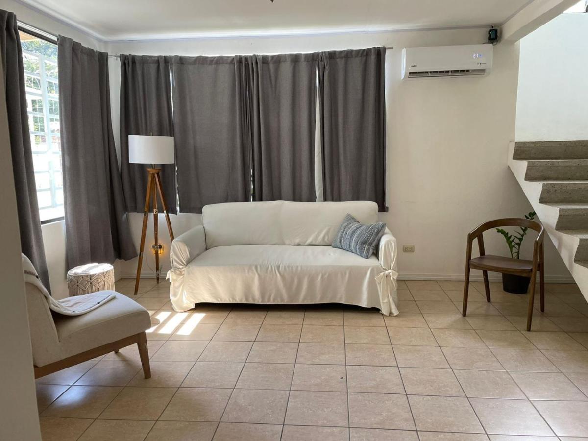 Casa Buda Liberia Cerca Del Aeropuerto Екстер'єр фото