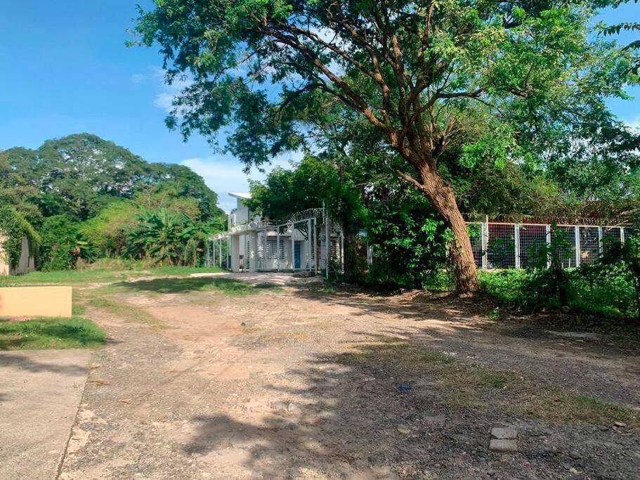 Casa Buda Liberia Cerca Del Aeropuerto Екстер'єр фото
